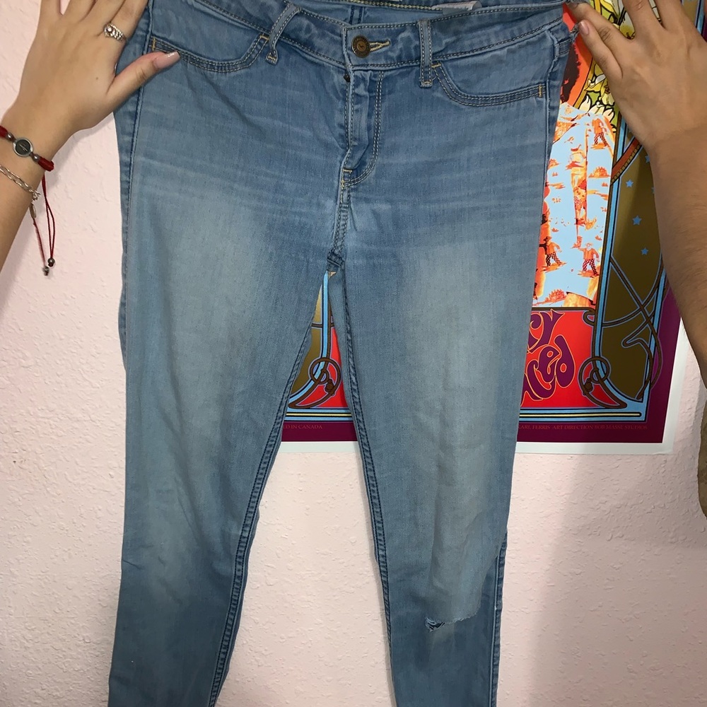 Hollister jeans